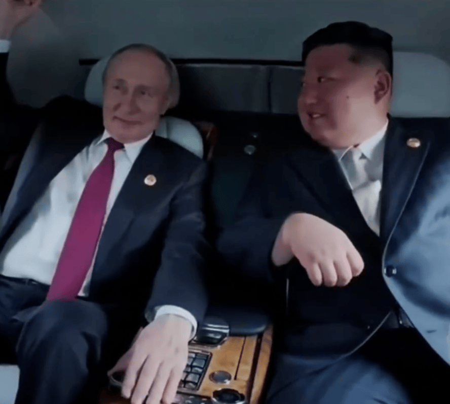 京都不死鸟vs冈山绿雉_朝鲜电视台播出金正恩出席九三阅兵纪录片京都不死鸟vs冈山绿雉，诸多场景首次披露