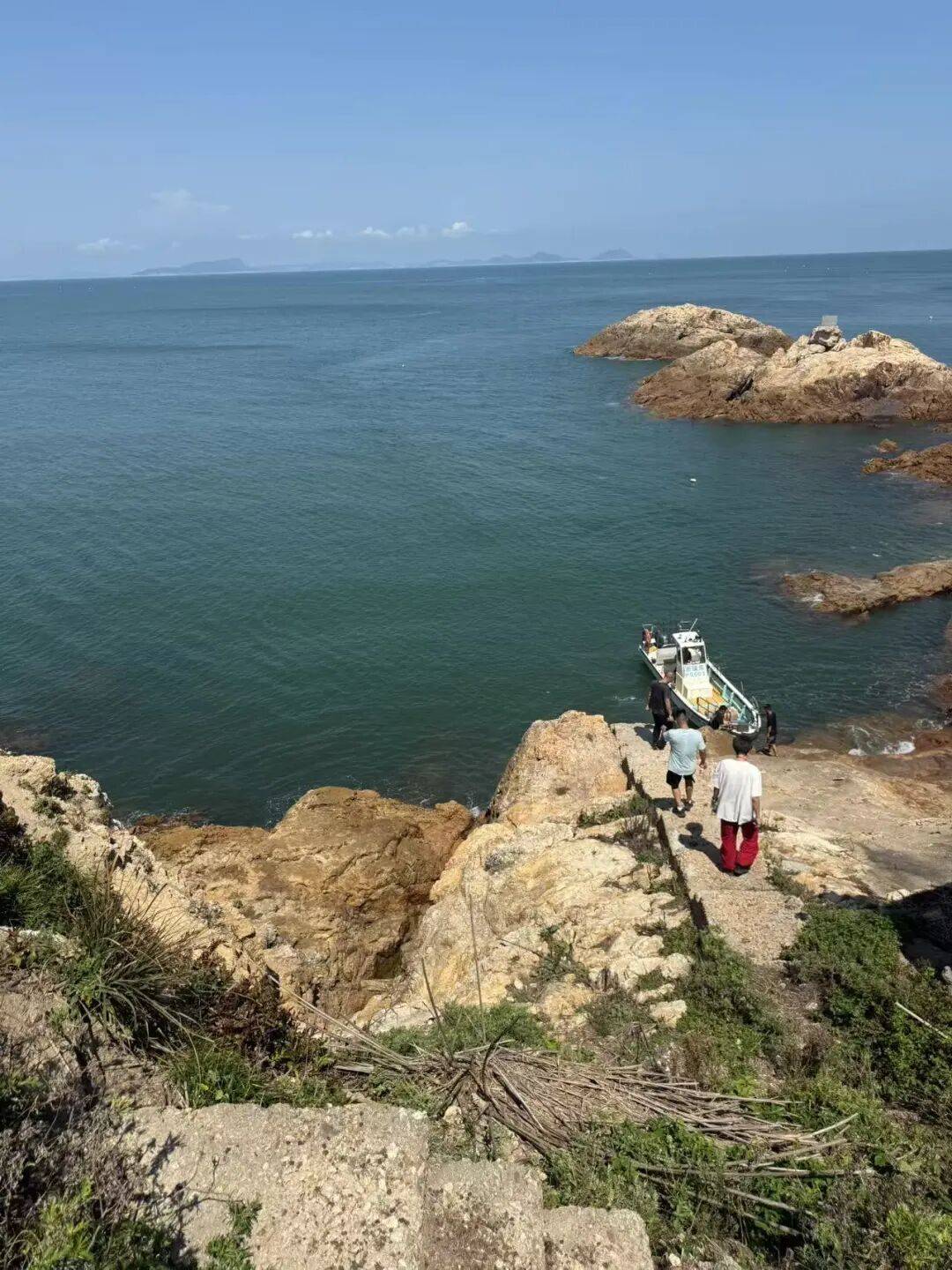 皇冠信用网在线注册_七星山“荒野求生”爆火皇冠信用网在线注册！安全怎么保障？景区最新回应→